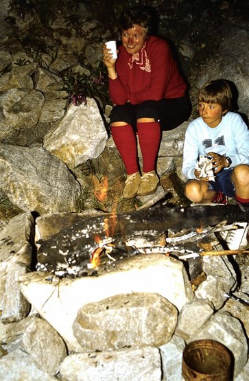 2-Grill_80_00071.jpg